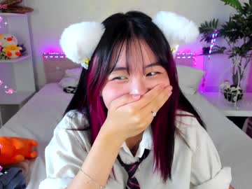 girl Webcam Girls Sex Thressome And Foursome with yuki_cutie_