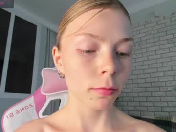 girl Webcam Girls Sex Thressome And Foursome with deva_alice