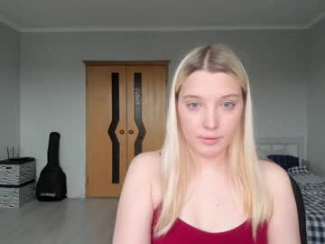 girl Webcam Girls Sex Thressome And Foursome with belle_ellie