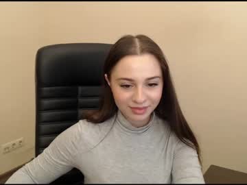 girl Webcam Girls Sex Thressome And Foursome with milllie_brown