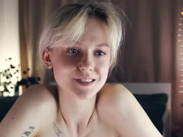 girl Webcam Girls Sex Thressome And Foursome with lili_summer