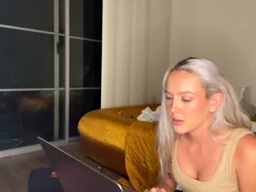 girl Webcam Girls Sex Thressome And Foursome with islandbarbiee